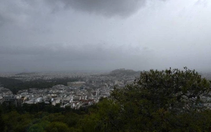 Άστατος ο καιρός: Βροχές, μποφόρ και αφρικανική σκόνη το Σαββατοκύριακο